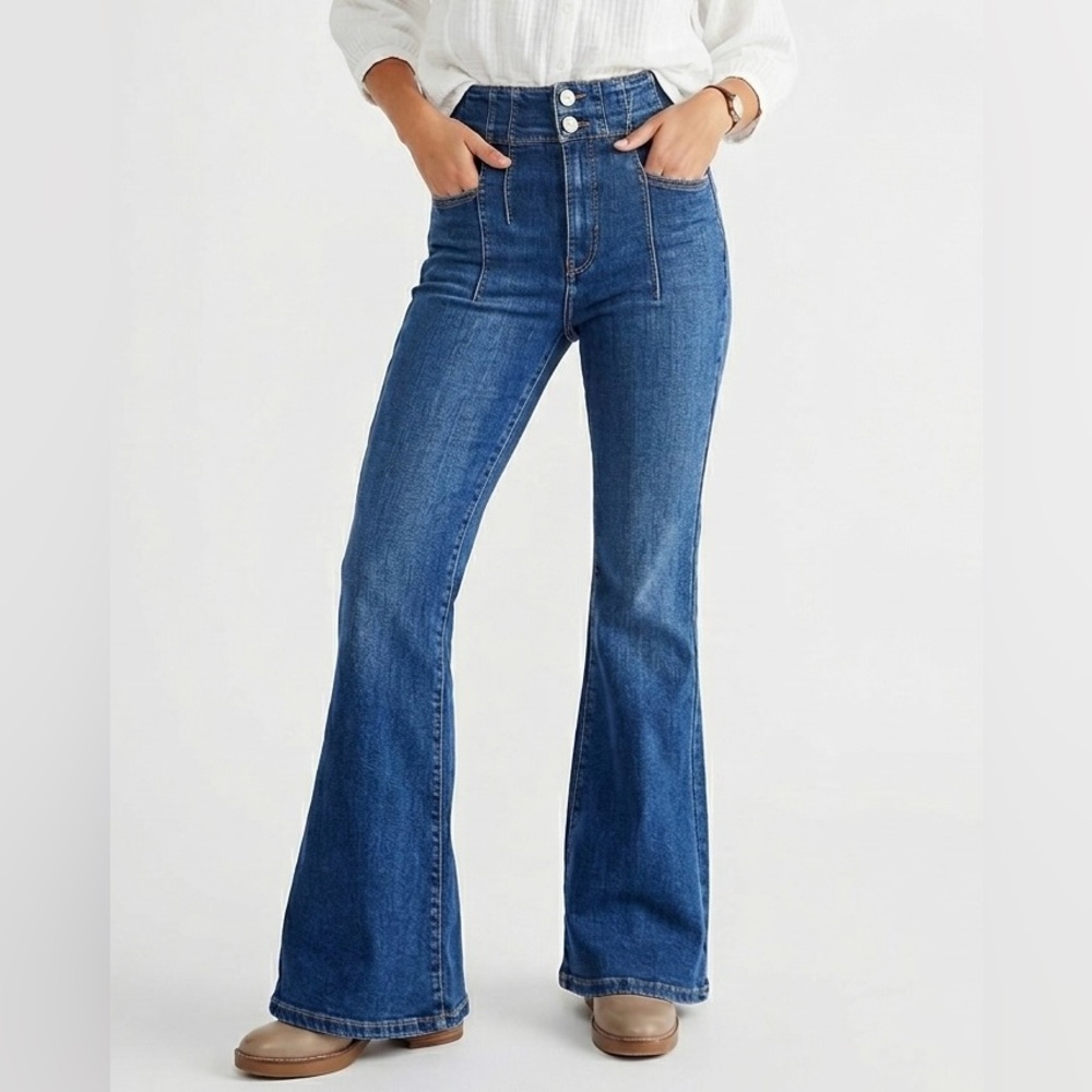 Jeans We The Free by Free People - Model Jayde Flare (Size 28